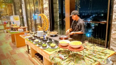 Buka Puasa Mewah! Iftar On The Sky di The Batu Hotel & Villas Kembali Hadir