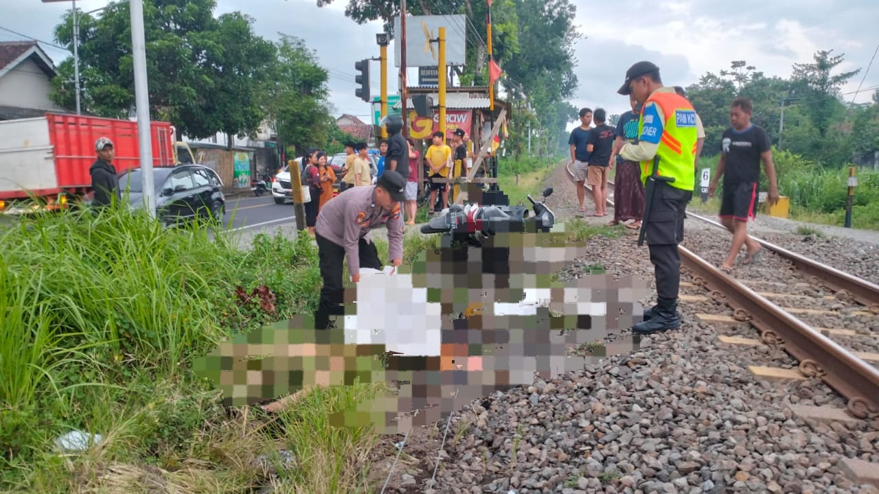 Tiga Nyawa Melayang di Perlintasan Ngunut Dalam Pemekasan, PT KAI Daop 7 Madiun Himbau Hati-hati