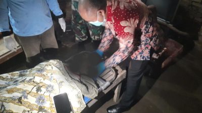 Tragis! Seorang Pria di Malang Ditemukan Tewas Gantung Diri oleh Anaknya