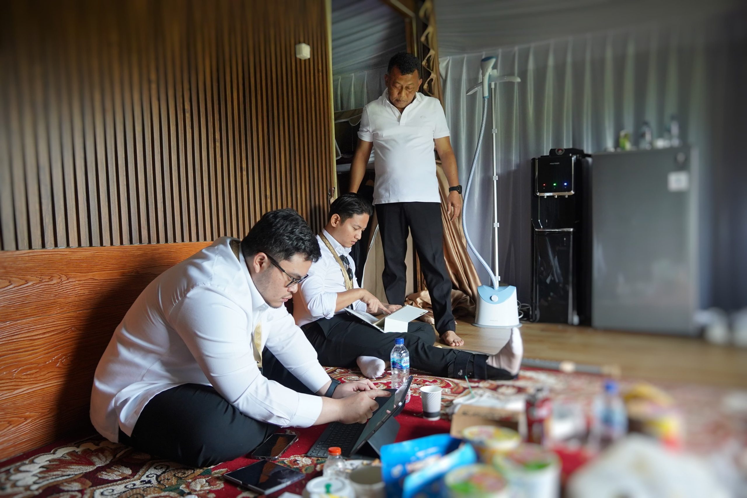 Nikmati Kegiatan Retreat, Mas Dhito Manfaatkan Waktu Istirahat untuk Kerjakan Tugas
