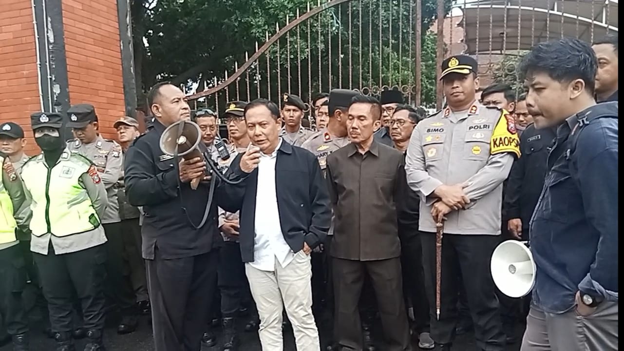 Mahasiswa Kediri Audiensi dengan Ketua DPRD, Tuntutan Akan Diteruskan ke Pemerintah Pusat