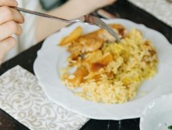 30 Ucapan Selamat Berbuka Puasa untuk Teman hingga Keluarga, Ciptakan Kehangatan Walaupun Jauh!