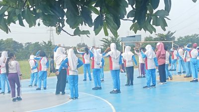 Sport Center Kelurahan Banaran, Kota Kediri, Semakin Ramai, Siswa SDN Banaran 1 Manfaatkan untuk PJOK