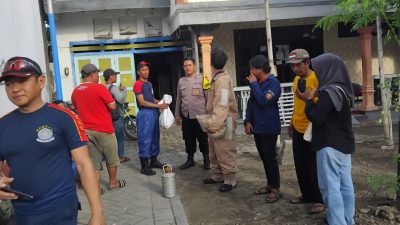 Sarang Tawon Vespa Resahkan Warga Kaliombo, Bhabinkamtibmas dan Damkar Bergerak Cepat