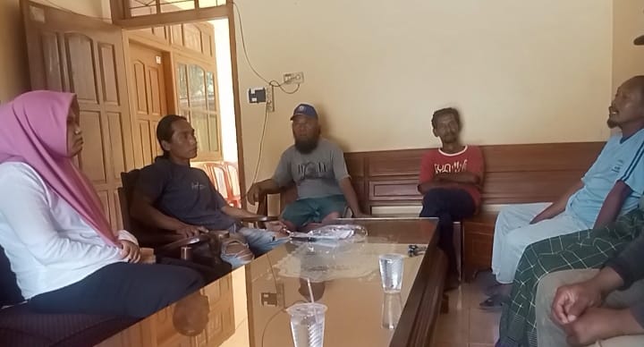 Warga Geruduk Balai Desa Tiron, Tuntut Kejelasan Ganti Rugi Tol dan Eksekusi Lahan