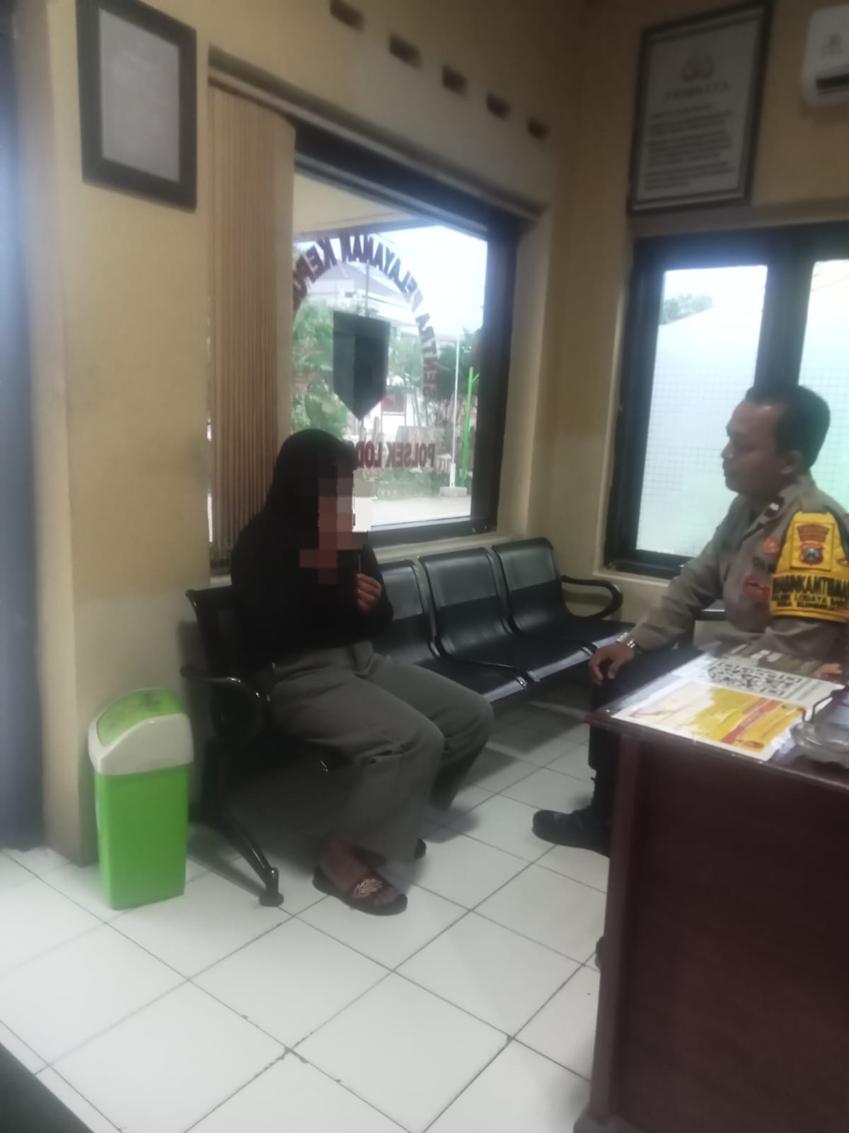 Perempuan Diamankan Usai Tepergok Menjambret Kalung Anak di Pasar Kademangan