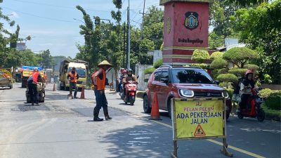 DPUPR Kota Blitar Gencarkan Perbaikan Jalan, Siapkan Rp 600 Juta untuk Kelancaran Pemudik