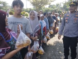 Operasi Pasar Beras di Kanigoro, Blitar Diserbu Pembeli, Bulog Sediakan 2 Ton SPHP