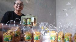 Reni Setyowarni, Produsen Criping Pisang Banjir Pesanan saat Lebaran Omzet Tembus Rp 25 Juta, Diminati PMI di Hongkong