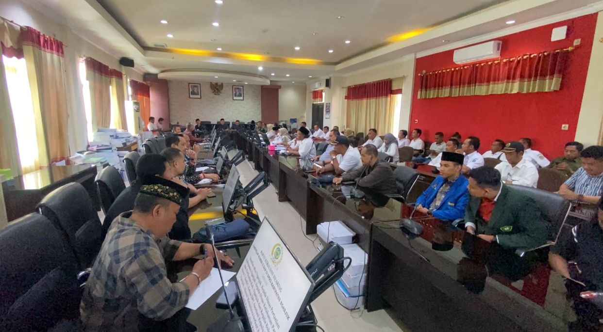 DPRD Nganjuk Gelar Rapat Dengar Pendapat, Bahas Penyerapan Gabah Petani oleh Bulog