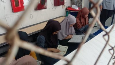 Ramadan di Balik Jeruji: Semangat Warga Binaan Lapas Blitar Mengkhatamkan Alquran