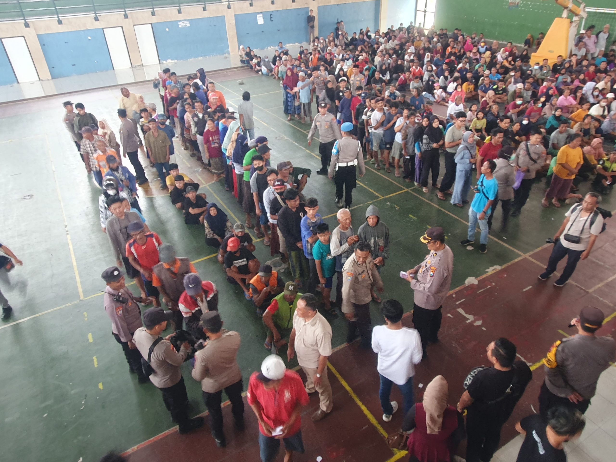 Showroom Kcunk Motor Bagikan Zakat Mal untuk 2.000 Warga Tulungagung