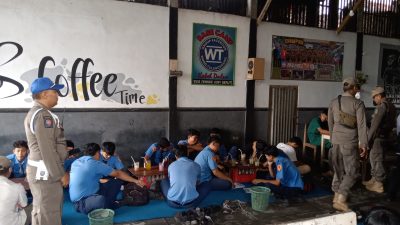 Ngopi Dulu! Puluhan Pelajar Terjaring Razia di Warkop Saat Jam Pelajaran