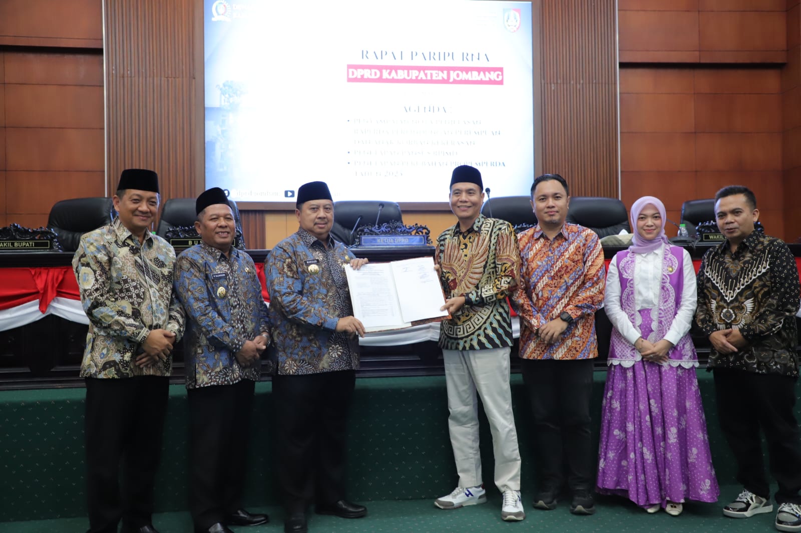 Jombang Perkuat Perlindungan Perempuan dan Anak, Raperda Siap Disahkan!