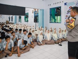 Cegah Bullying! Kapolres Jombang Edukasi Siswa SMAN 1 Tentang Pergaulan Sehat