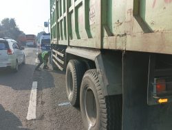 Kecelakaan Tragis Motor vs Truk di Jombang, Dua Nyawa Melayang