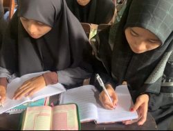 Unik! Mahasiswa STIT-UW Jombang Wajib Menulis Al-Qur’an 30 Juz Sebagai Syarat Kelulusan