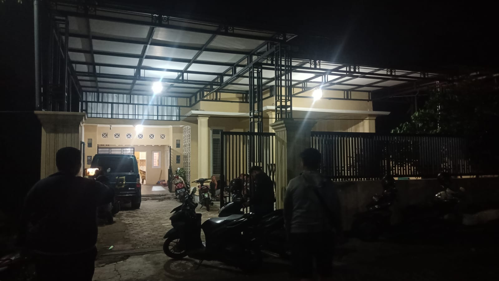 Rumah Dibobol Saat Sholat Tarawih, Emas 60 Gram hingga Uang Tunai Raib!