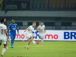 Persik Kediri Kembali Terpuruk, Dibantai Persib Bandung 4-1