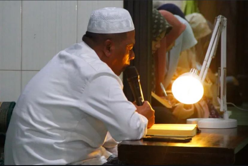 Jadi Wakil Bupati, Gus Salman Tetap Prioritaskan Mengajar Ngaji