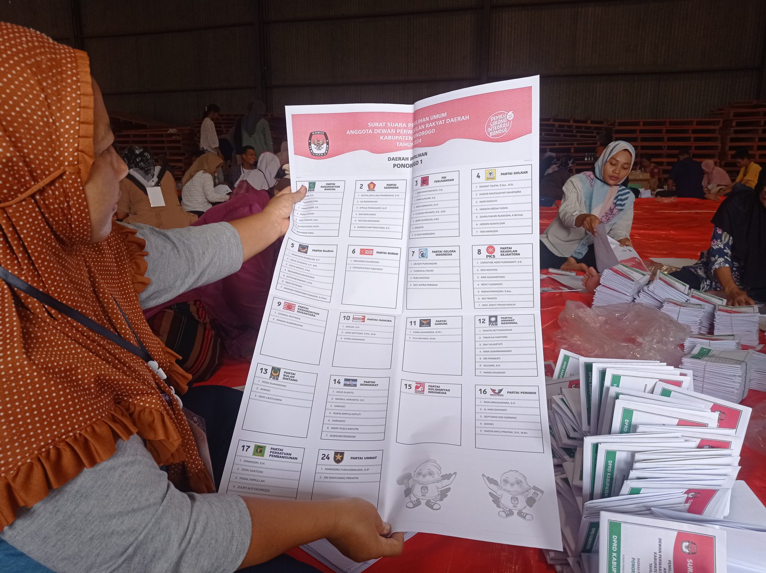 Lelang Surat Suara Bekas Pemilu 2024 di Ponorogo Capai Rp 210 Juta
