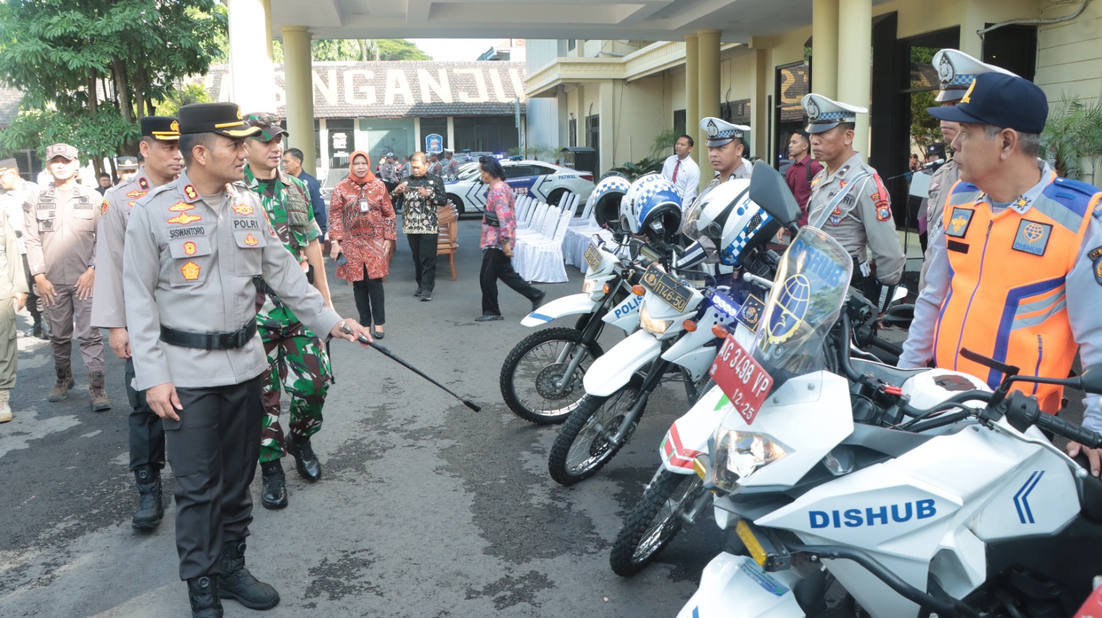 Operasi Ketupat Semeru 2025 Dimulai, Polres Nganjuk Gelar Apel Pasukan