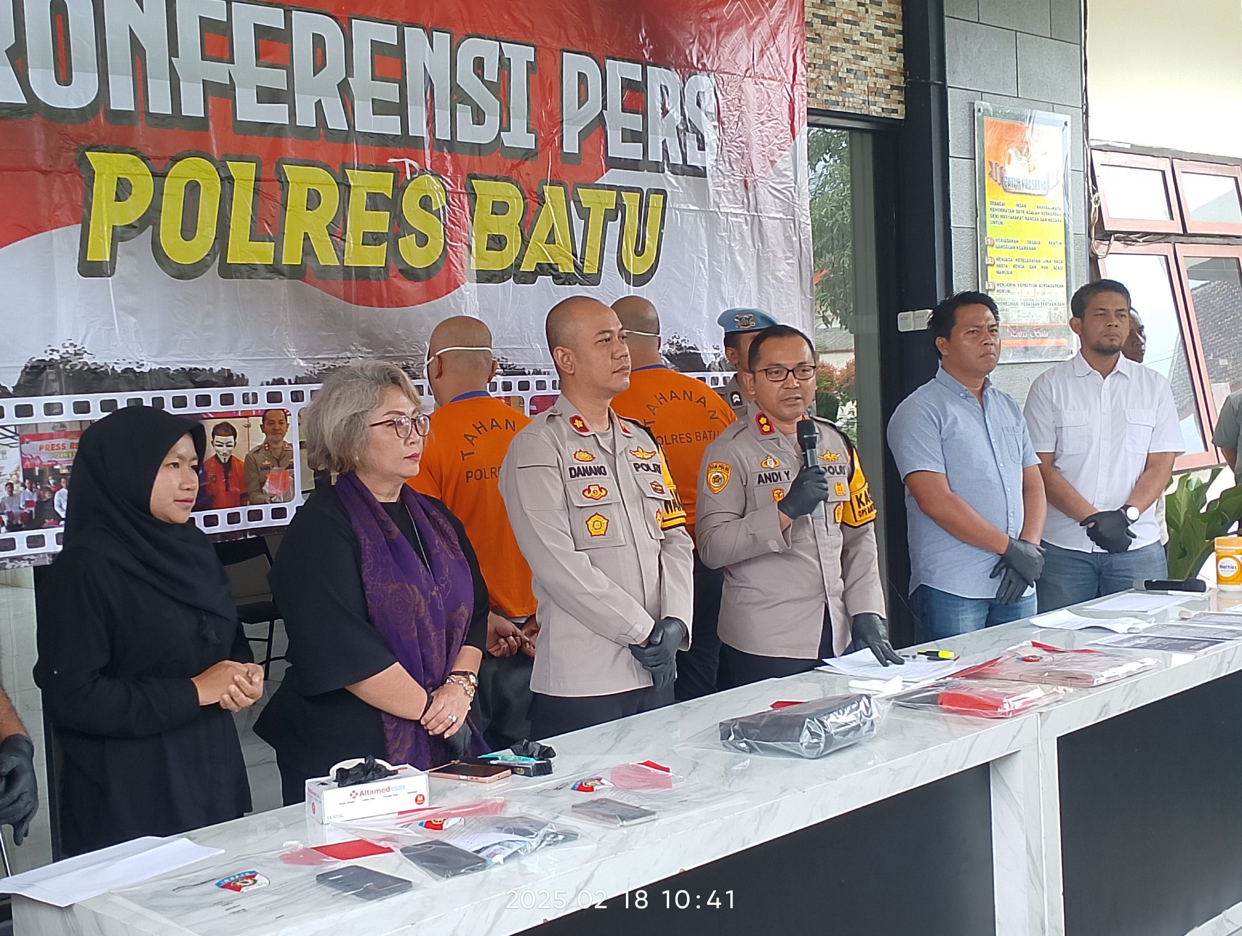 Dua Tersangka Kasus Pemerasan di Kota Batu Ditangkap, Polisi Amankan Uang dan Barang Bukti