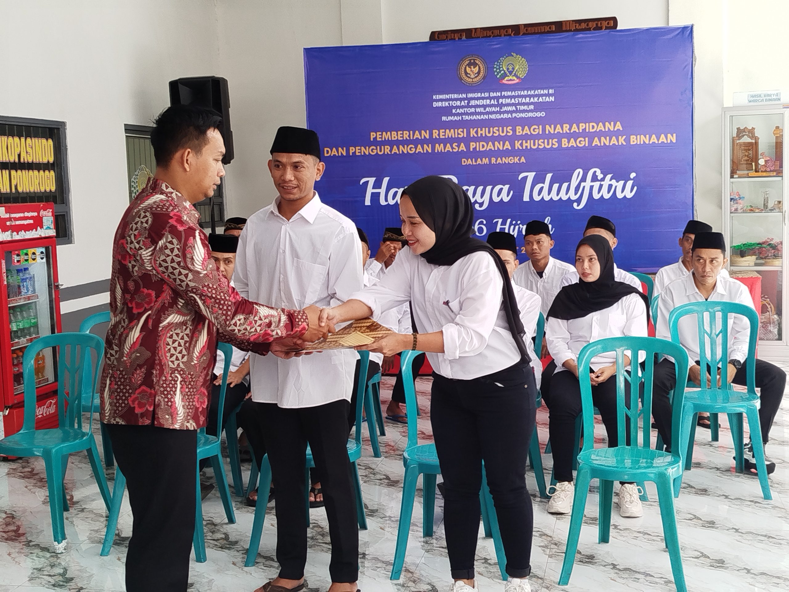 Berkah Ramadhan, Ratusan Warga Binaan Rutan IIB Ponorogo Terima Remisi, Lima Orang Langsung Bebas