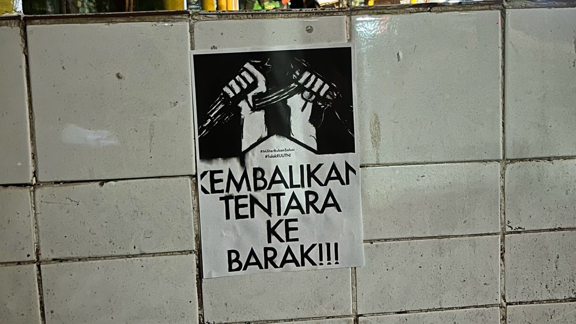 Aksi Tolak RUU TNI Terdengar Internasional, Media Cina Bagikan Keresahan Masyarakat Indonesia!