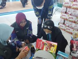 Sidak Parcel di Tulungagung, Sejumlah Produk Tak Layak Edar Ditemukan