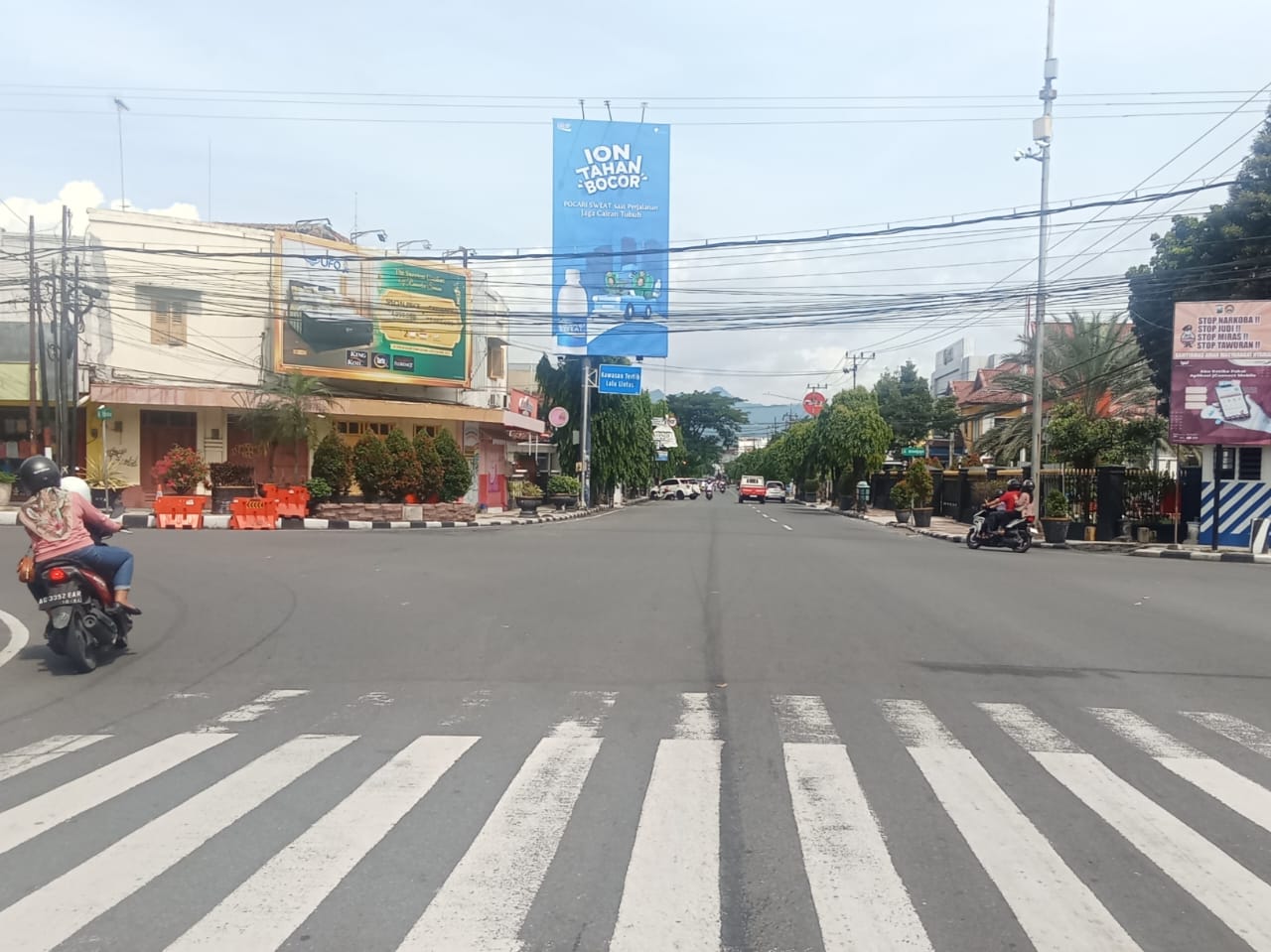 Kota Kediri Lengang di H-1 Lebaran, Mobil Berpelat Luar Kota Mendominasi Jalanan