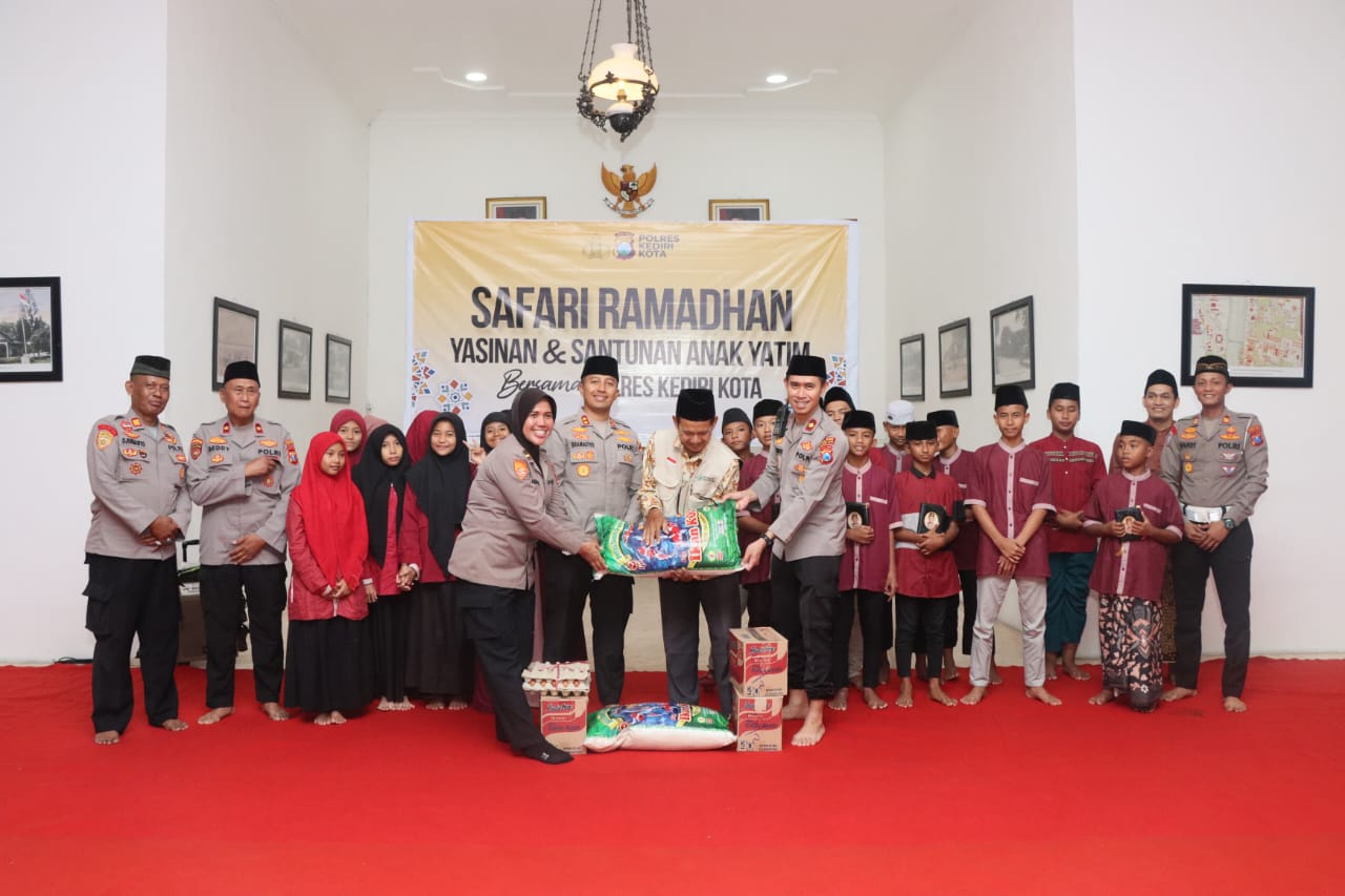 Polres Kediri Kota Berbagi Kebahagiaan Ramadan, Kapolres Santuni Anak Yatim
