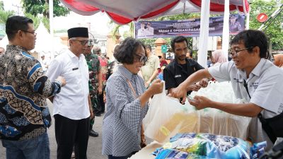 Wakil Wali Kota Kediri Tinjau Bazar dan Operasi Pasar Murni, Upaya Kendalikan Harga di Bulan Ramadhan