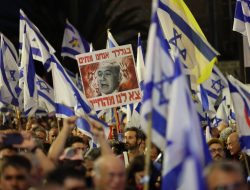 Puluhan Ribu Warga Israel Turun ke Jalan Tolak Perang di Gaza