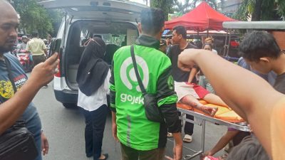 Fortuner Tabrak Tiga Motor di Depan Roland Bakery Kediri, Ibu dan Anak Luka Serius