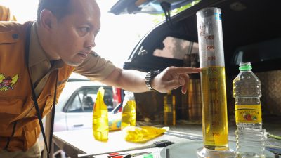Dugaan Kecurangan MinyakKita Kemasan 1 Liter Disunat Jadi 700 Mililiter, Rakyat Rugi Besar!
