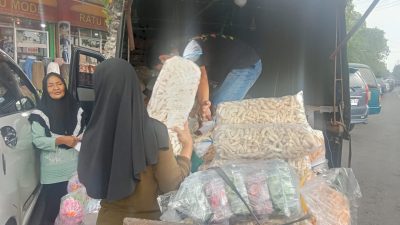 Hari Kedua Ramadan, Pusat Grosir Pattimura Kediri Diserbu Tengkulak untuk Stok Lebaran