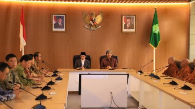 Menag Nasaruddin Umar: Waisak Harus Dijalani dengan Kesakralan, Bukan Sekadar Seremoni