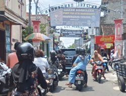 Menjelang Lebaran, Kota Kediri Dipadati Kendaraan dan Mobilitas Warga