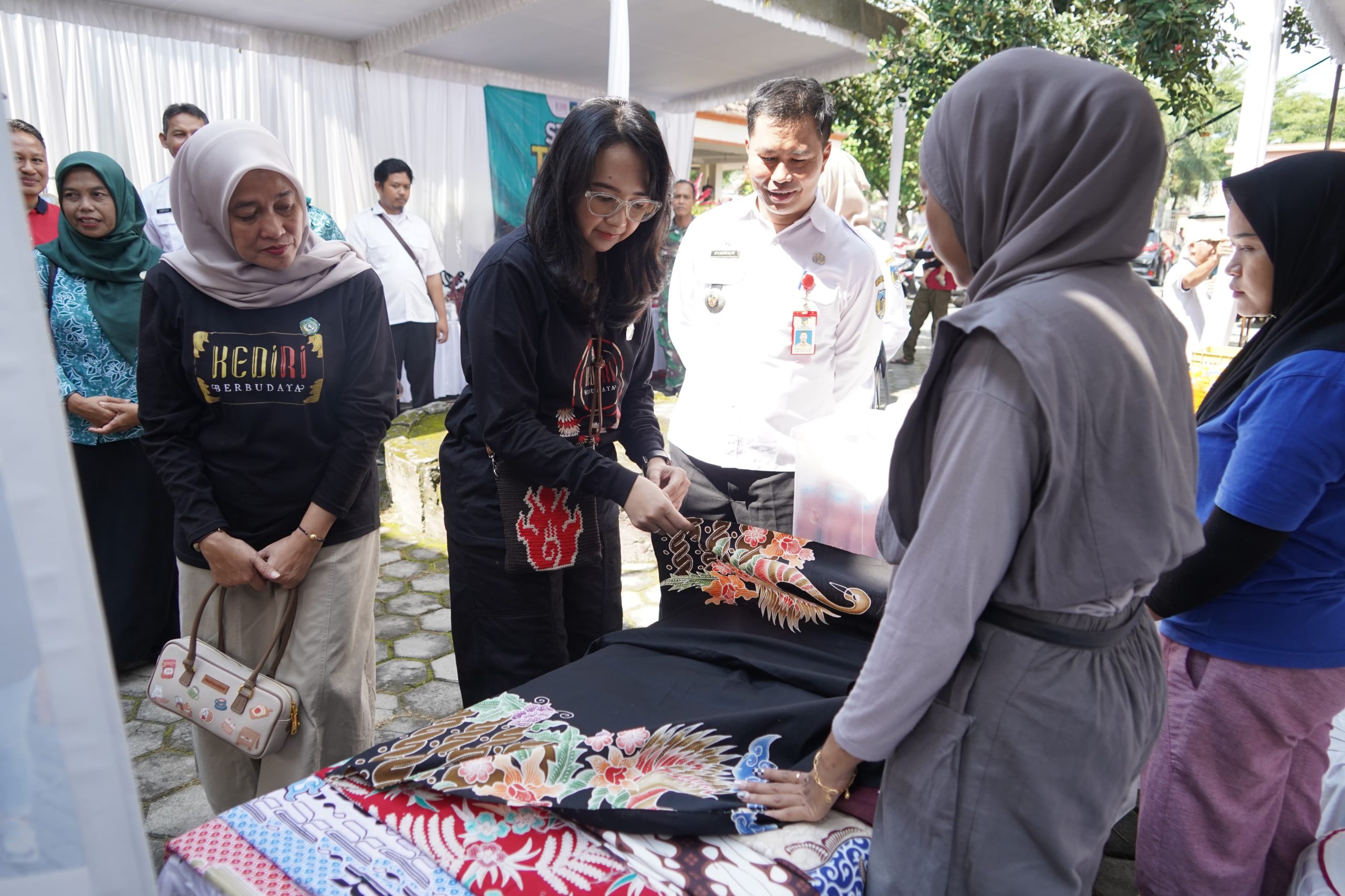 Pasar Murah Sepanjang Ramadan, Mbak Cicha : Semoga Bantu Warga Penuhi Kebutuhannya