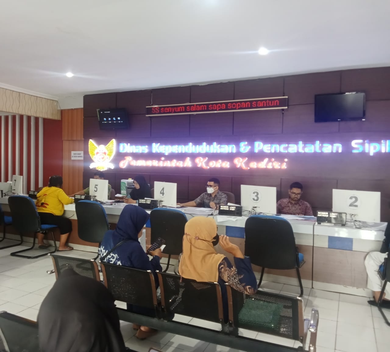 Dispendukcapil Kota Kediri Tetap Buka saat Cuti Bersama, Pastikan Pelayanan Publik Optimal