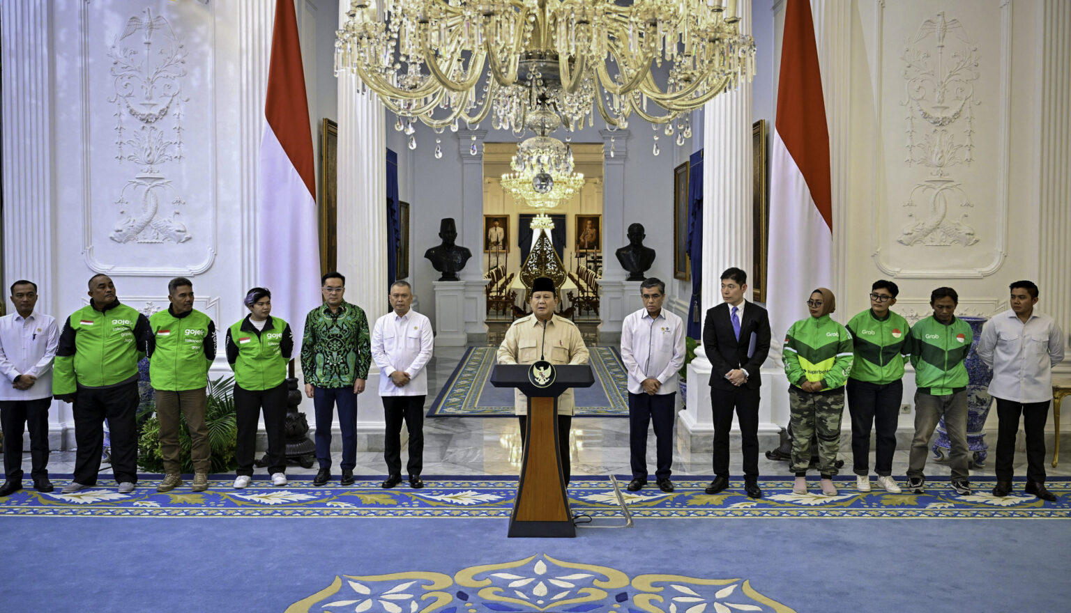 Pemerintah Umumkan Kebijakan THR dan Bonus bagi Pekerja, Pengemudi, serta Kurir Online