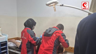 Serangan Udara di Gaza Utara, 15 Warga Sipil Syahid Dievakuasi ke RS Indonesia