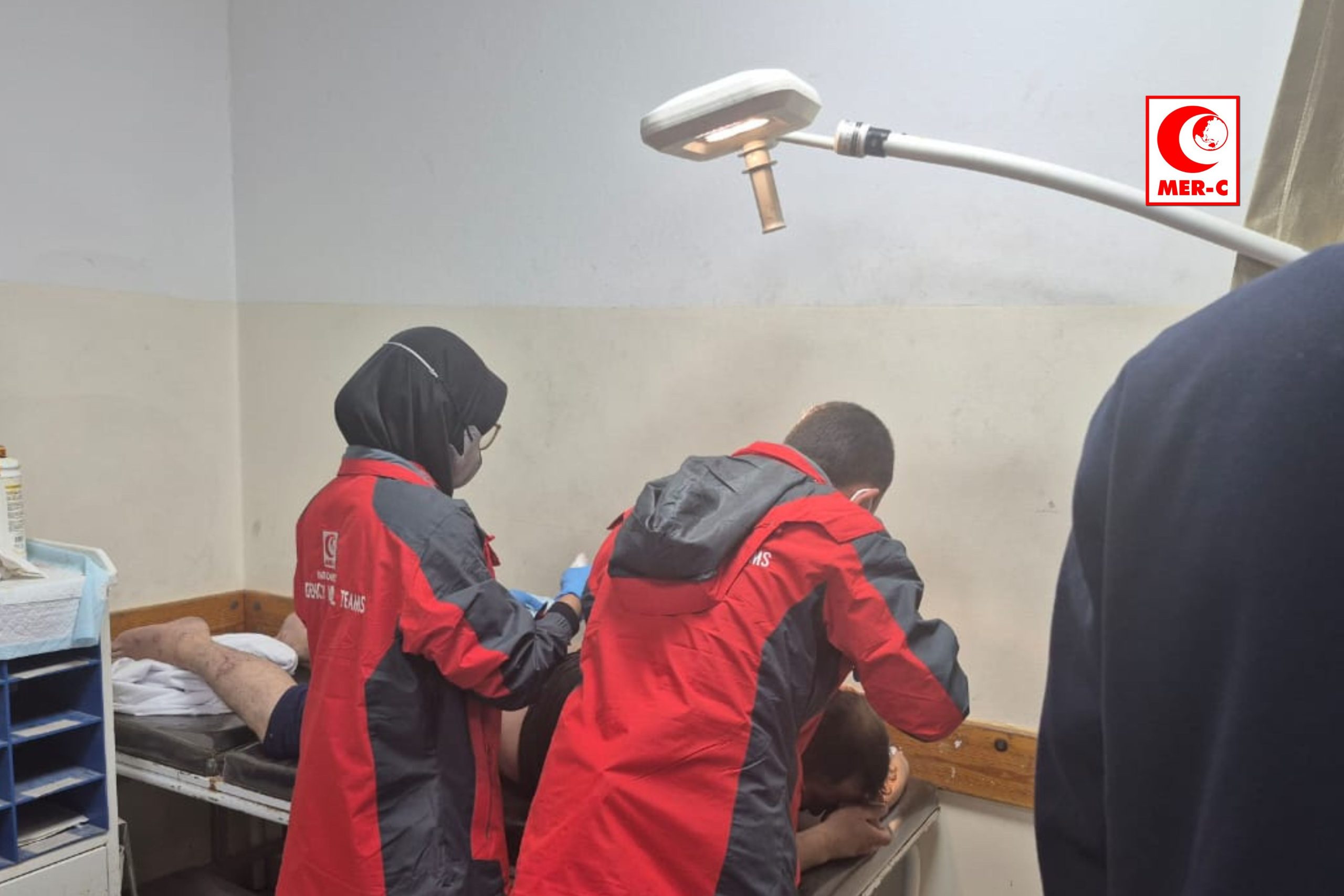 Serangan Udara di Gaza Utara, 15 Warga Sipil Syahid Dievakuasi ke RS Indonesia