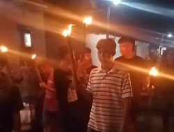 Takbir Keliling di Musholla Arrahmah, Warga Ngadirejo Rayakan Malam Idul Fitri dengan Penuh Khidmat