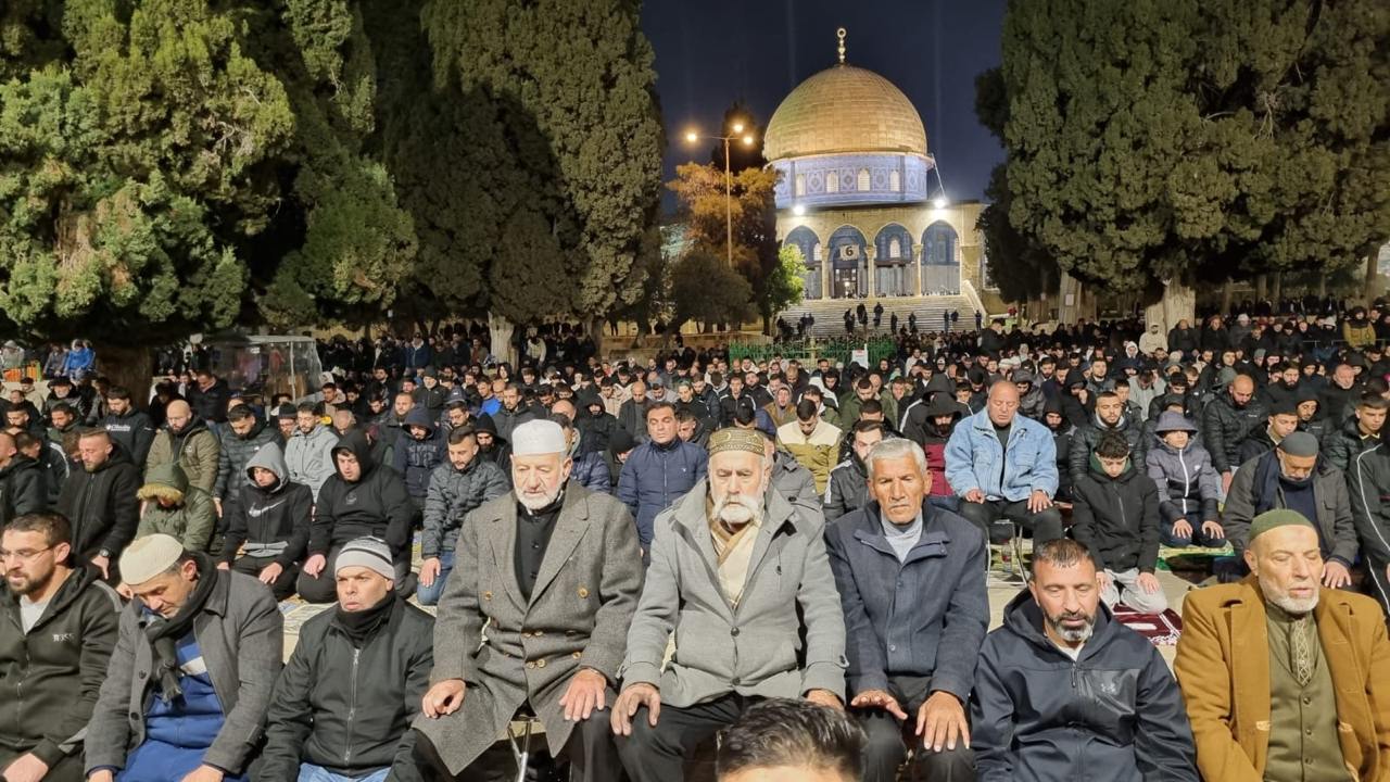 Malam ke-13 Ramadhan, 65 Ribu Jamaah Laksanakan Tarawih di Masjidil Aqsa