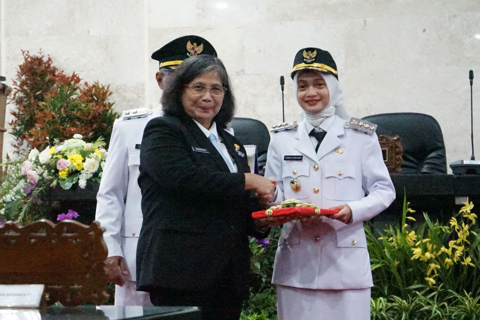 Hadiri Sertijab, Wakil Gubernur Jawa Timur Emil Elestianto Dardak Optimis Kepemimpinan Mbak Vinanda dan Gus Qowim Bawa Kota Kediri Semakin Baik