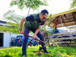 Peringati Hari Bumi, Depo Kereta Blitar Tanam Pohon Buah dan Tanaman Apotek Hidup