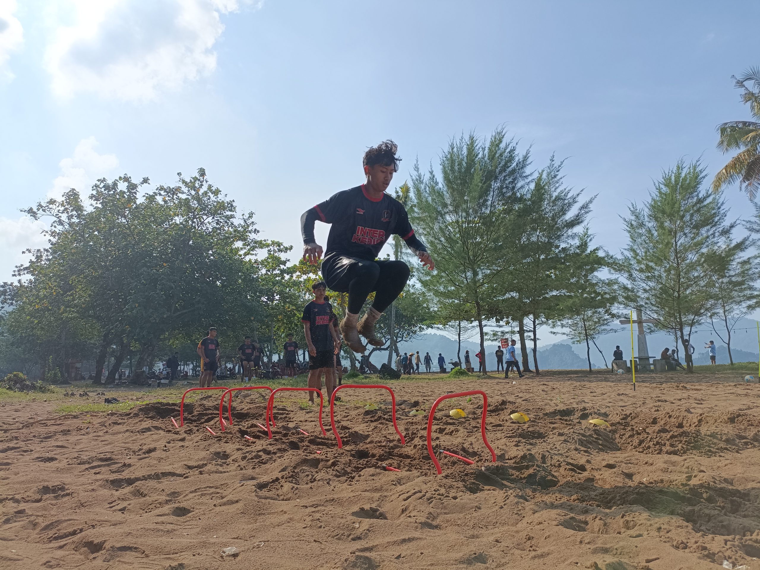 Setelah TC di Pantai Prigi, Inter Kediri Fokuskan Persiapan Taktikal dan Pertimbangkan Laga Uji Coba