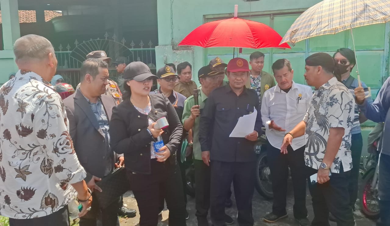 Sengketa Lahan Warisan Eks Bupati Jombang Penuh Ketegangan!